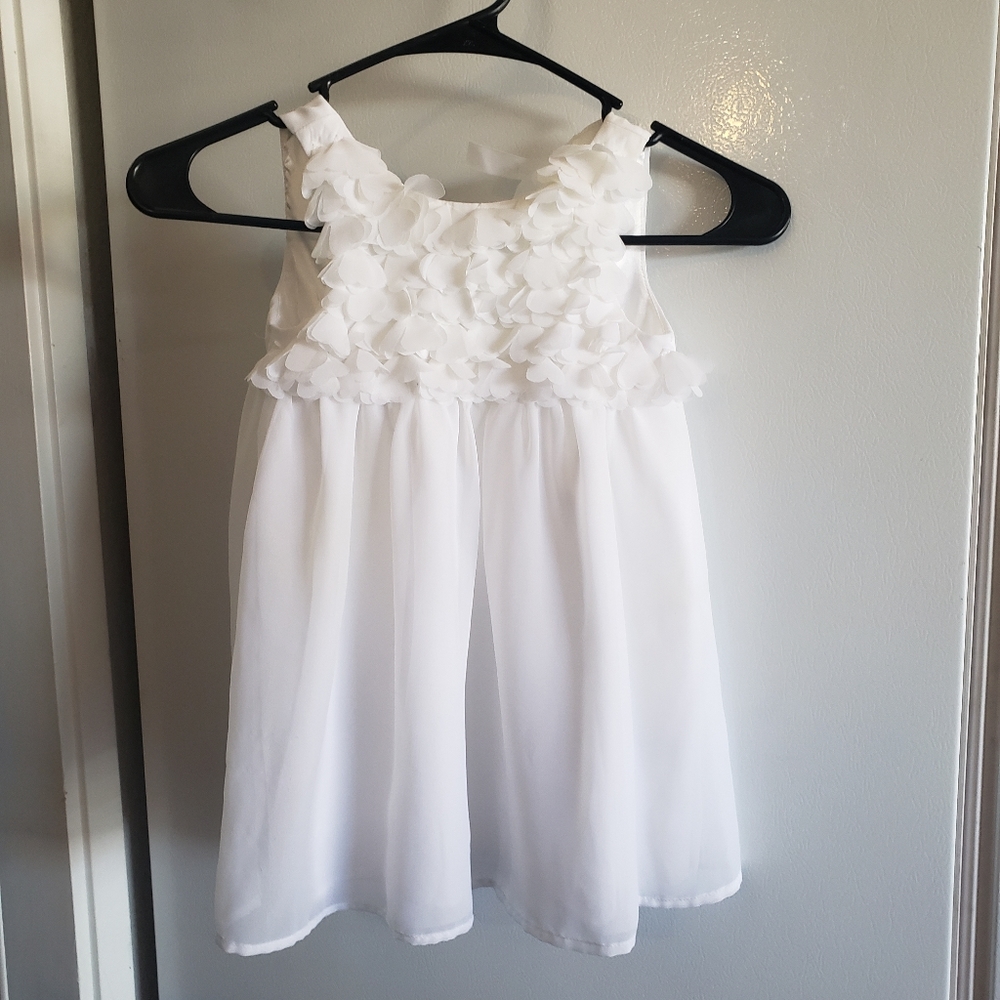 Girls dress